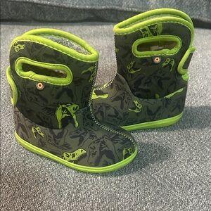 Bogs Green Dinosaur Print Kids Boots